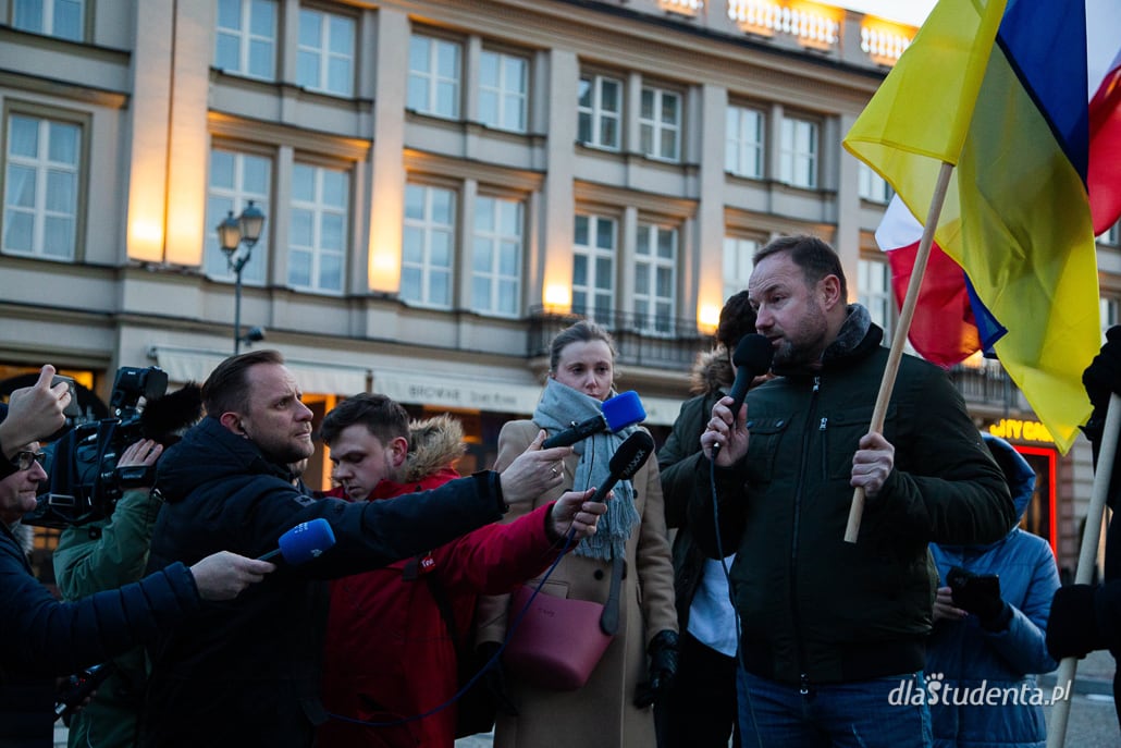 Solidarnie z Ukrainą - manifestacja poparcia w Białymstoku  - zdjęcie nr 10