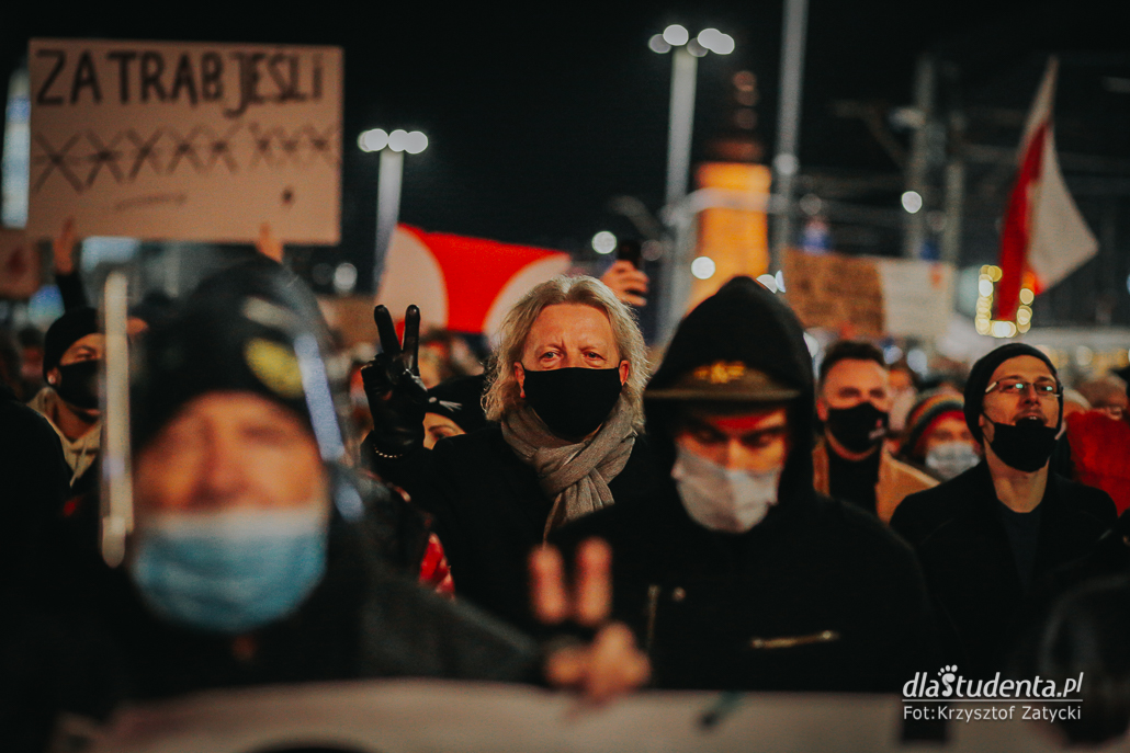Strajk Kobiet: Gońcie się - manifestacja we Wrocławiu  - zdjęcie nr 4