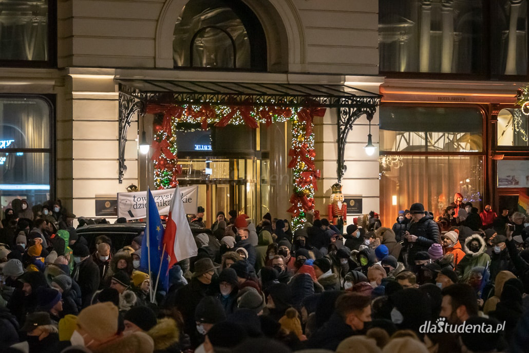 Wolne Media - protest w Warszawie - zdjęcie nr 3