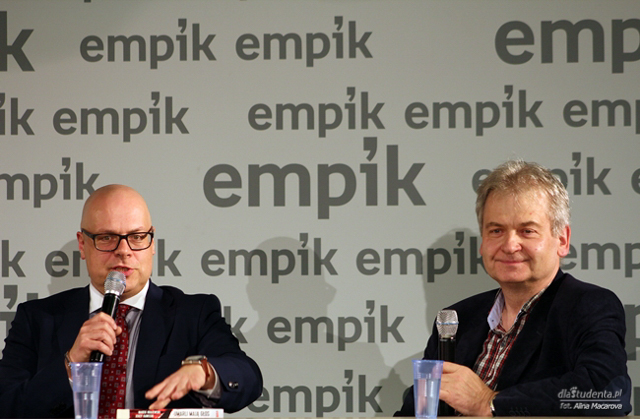 Spotkanie z Markiem Krajewskim oraz Jerzym Kaweckim - zdjęcie nr 13