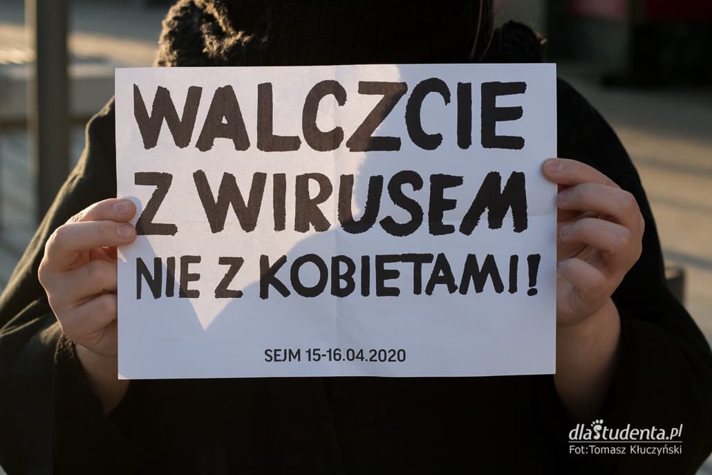 Protest Kobiet w Poznaniu - dzień 2 - zdjęcie nr 8