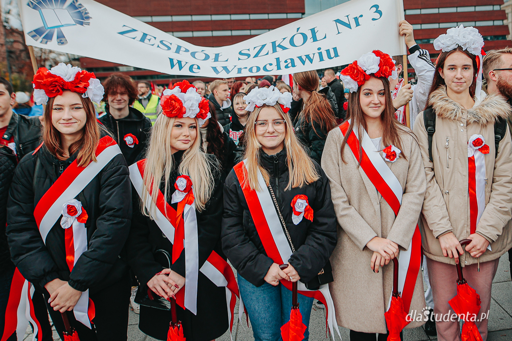 Niech żyje Polska: Radosna Parada Niepodległości we Wrocławiu - zdjęcie nr 1