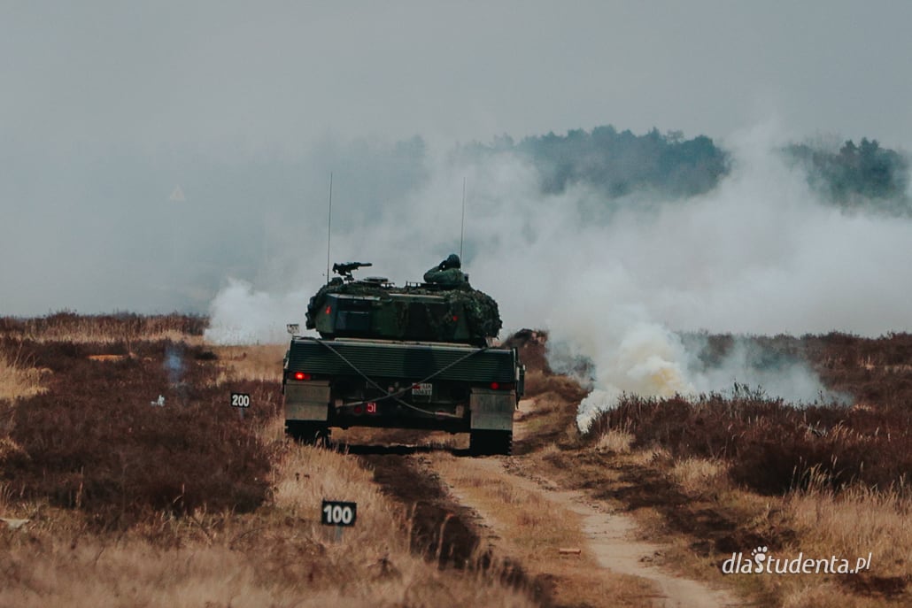 Prezydent RP na szkoleniu ukraińskich załóg czołgów Leopard  - zdjęcie nr 9