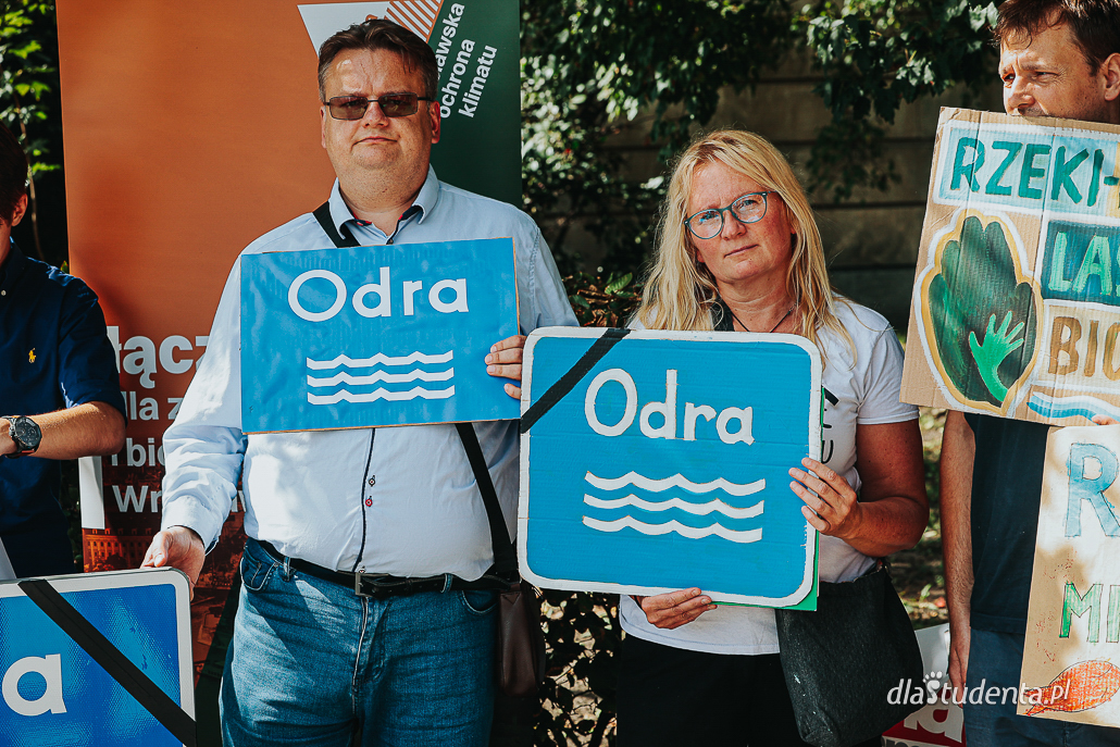 ODRAtujmy nasze rzeki - manifestacja we Wrocławiu  - zdjęcie nr 8