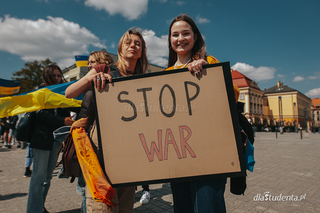  Za wolność Naszą i Waszą - protest młodzieży we Wrocławiu - zdjęcie nr 2