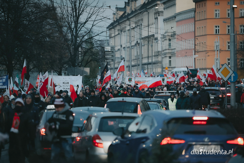Antyszczepionkowcy - protest we Wrocławiu  - zdjęcie nr 3