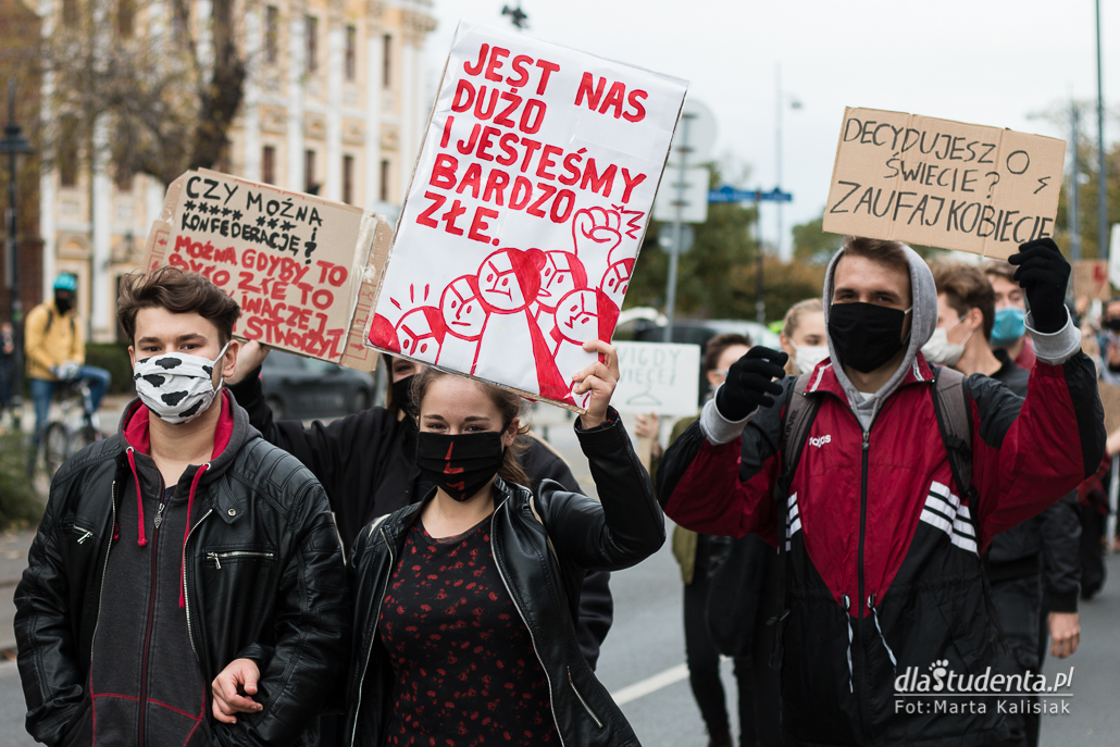 Strajk Kobiet: Studencki protest we Wrocławiu  - zdjęcie nr 3