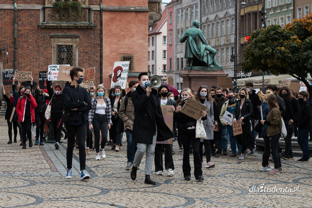 Strajk Kobiet: Studencki protest we Wrocławiu  - zdjęcie nr 11