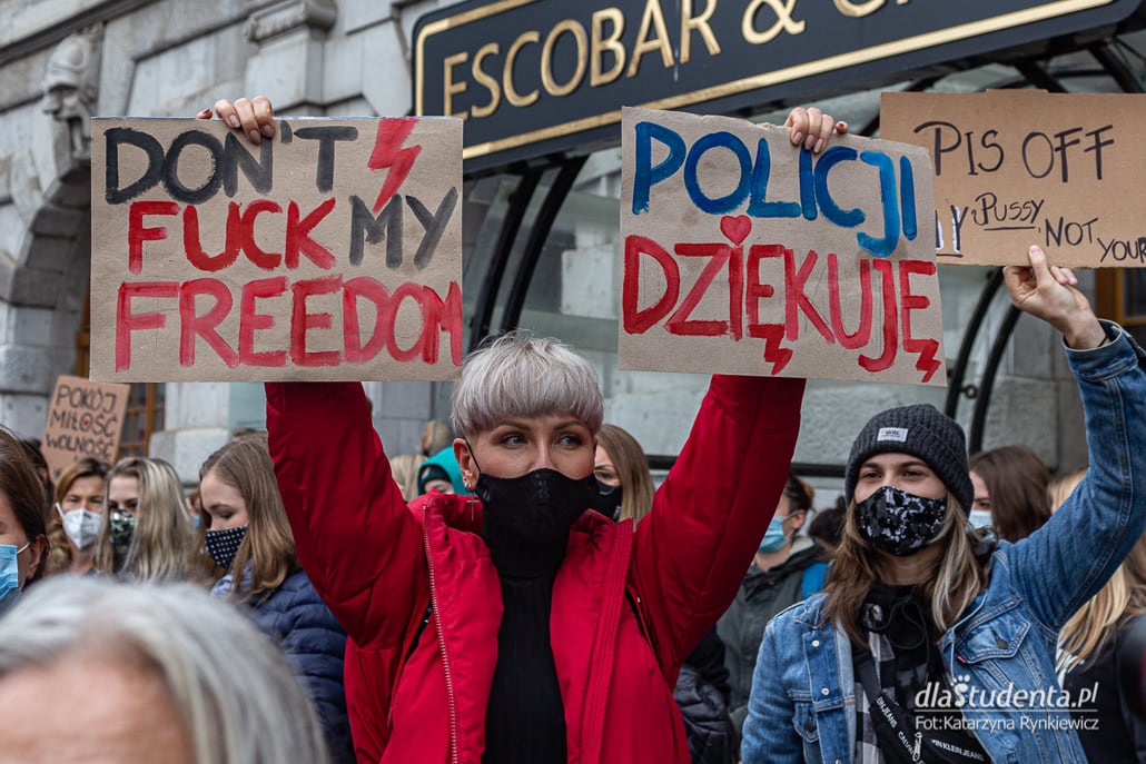 Strajk Kobiet: manifestacja w Warszawie - zdjęcie nr 7