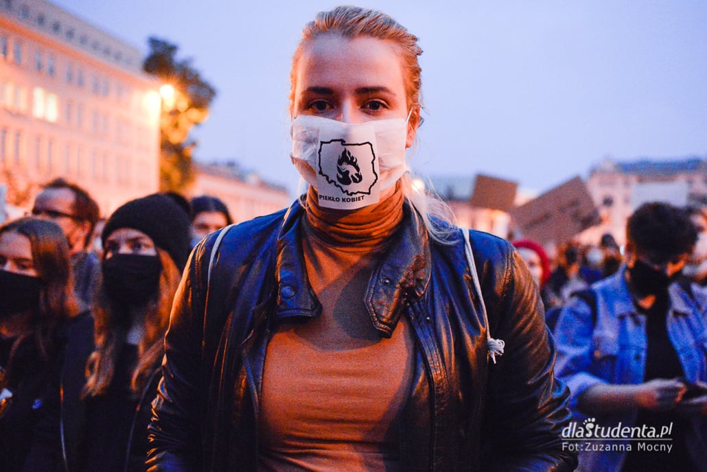 Strajk Kobiet - manifestacja w Poznaniu - zdjęcie nr 3