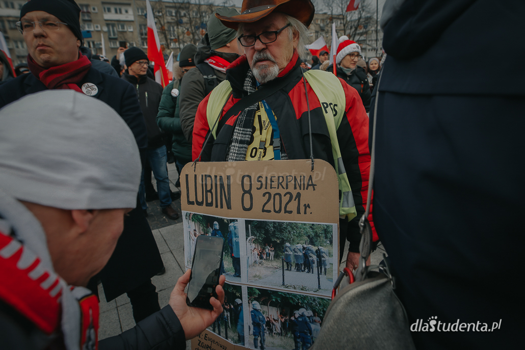 Antyszczepionkowcy - protest we Wrocławiu  - zdjęcie nr 12