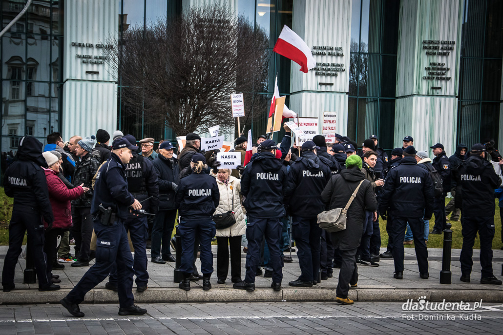  "Marsz Tysiąca Tóg" - Protest sędziów w Warszawie - zdjęcie nr 7