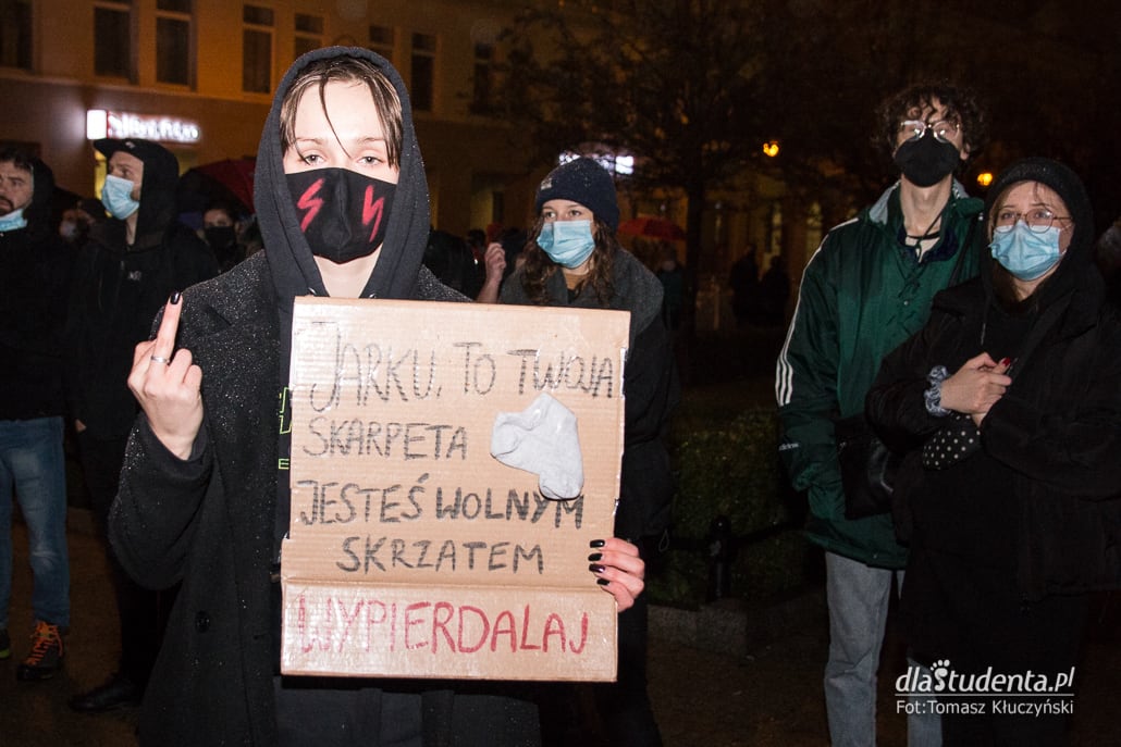 Strajk Kobiet: Strajk generalny w Poznaniu  - zdjęcie nr 12