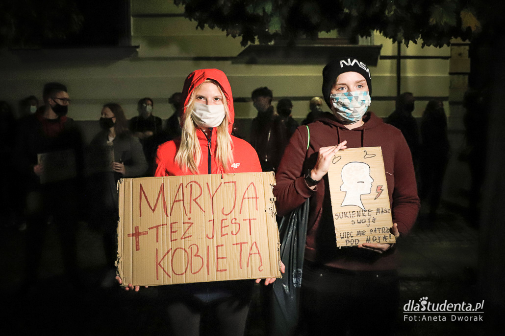 Strajk Kobiet: Noc wieszaka - manifestacja we Wrocławiu - zdjęcie nr 6