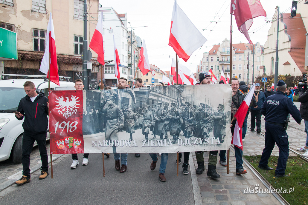 Marsz Niepodległości 2022 w Poznaniu - zdjęcie nr 1