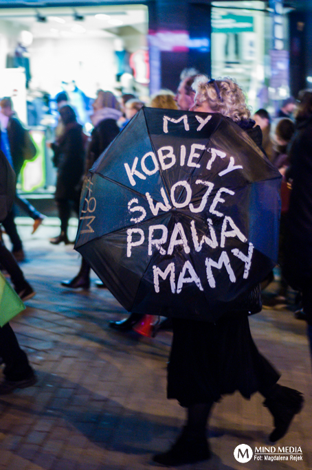 Protest Kobiet w Katowicach - zdjęcie nr 10