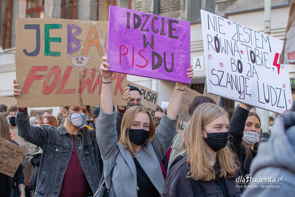 Strajk Kobiet: To jest Wojna - strajk studentów w Łodzi - zdjęcie nr 10