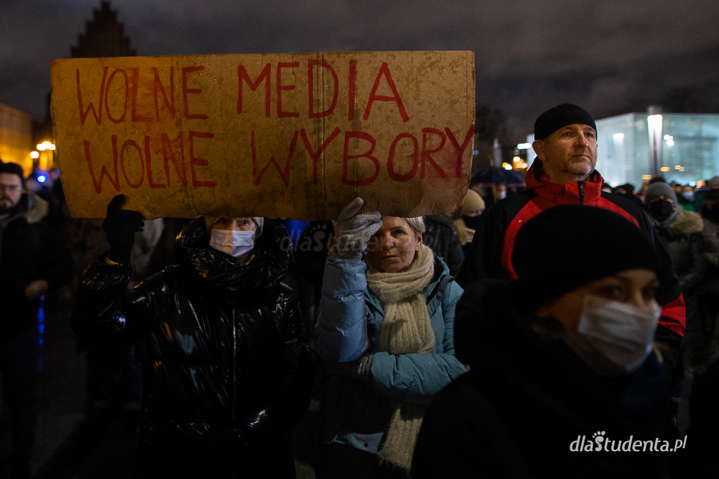 Wolne Media - protest we Wrocławiu  - zdjęcie nr 3