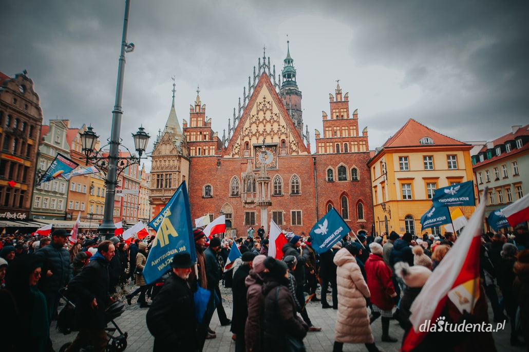 Marsz w obronie Jana Pawła II we Wrocławiu - zdjęcie nr 9