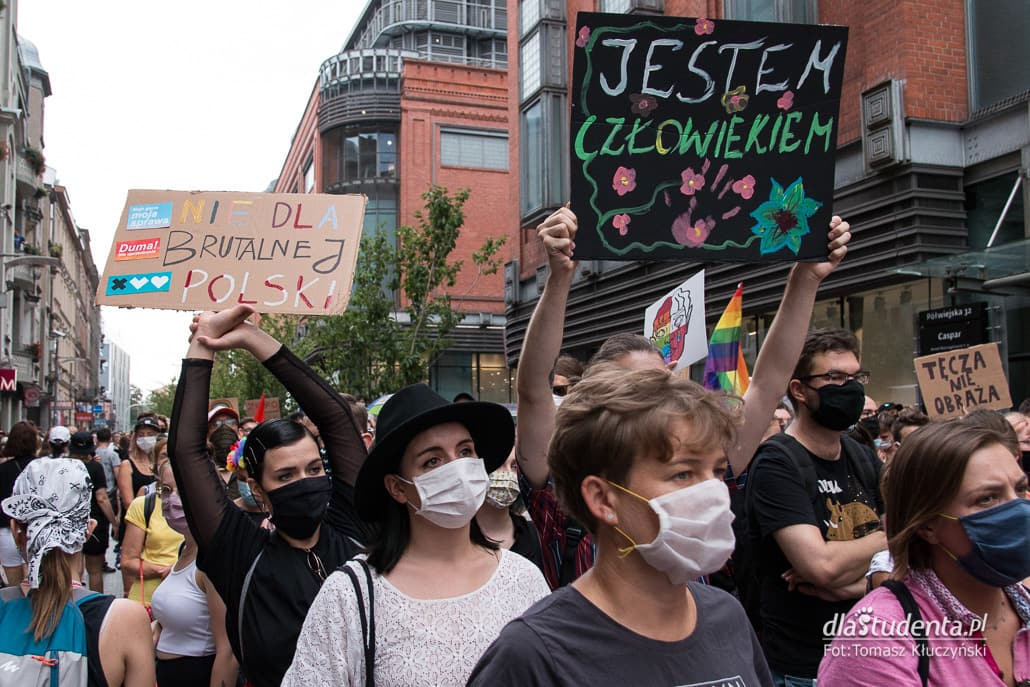 Poznań broni tęczy - manifestacja w obronie LGBT - zdjęcie nr 4