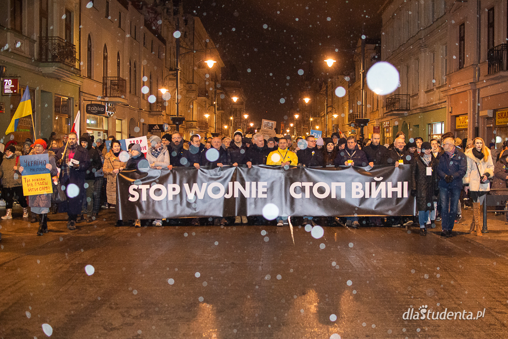 Stop Wojnie - marsz w Łodzi  - zdjęcie nr 2