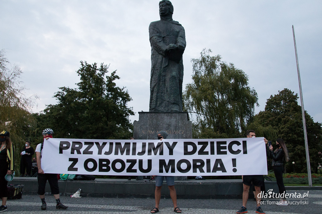 Solidarność z uchodźcami z Morii - manifestacja w Poznaniu 