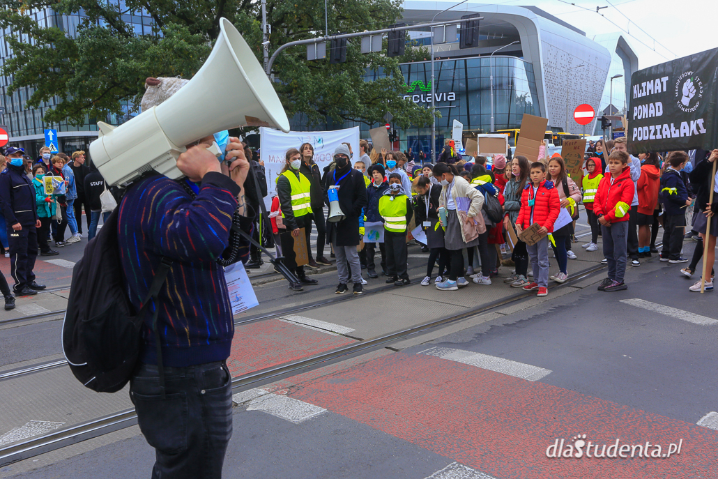Młodzieżowy Strajk Klimatyczny we Wrocławiu - zdjęcie nr 5