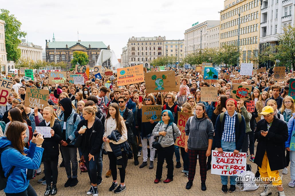 Młodzieżowy Strajk Klimatyczny w Poznaniu  - zdjęcie nr 5
