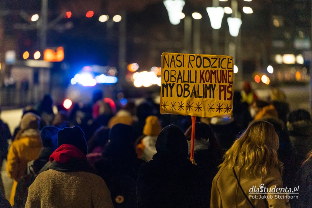 Strajk Kobiet 2021: Spontaniczny spacer w Gdańsku - zdjęcie nr 10