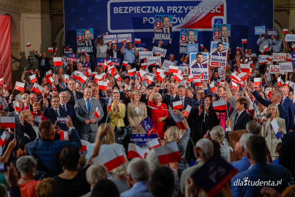 Konwencja PiS we Wrocławiu z udziałem Jarosława Kaczyńskiego - zdjęcie nr 2