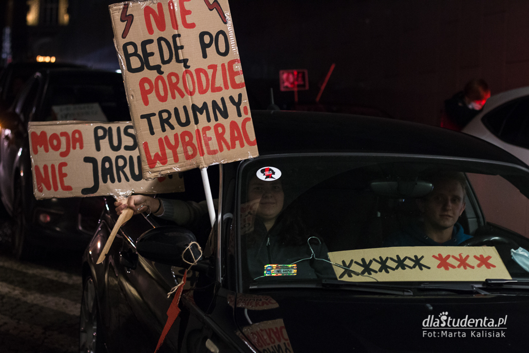 Strajk Kobiet: Błyskawice na ulice  - zdjęcie nr 10
