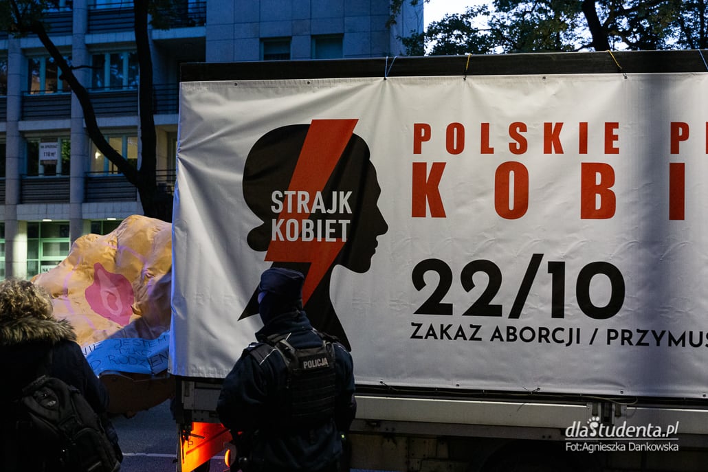 Ostra Jazda - protest samochodowy w Warszawie - zdjęcie nr 4