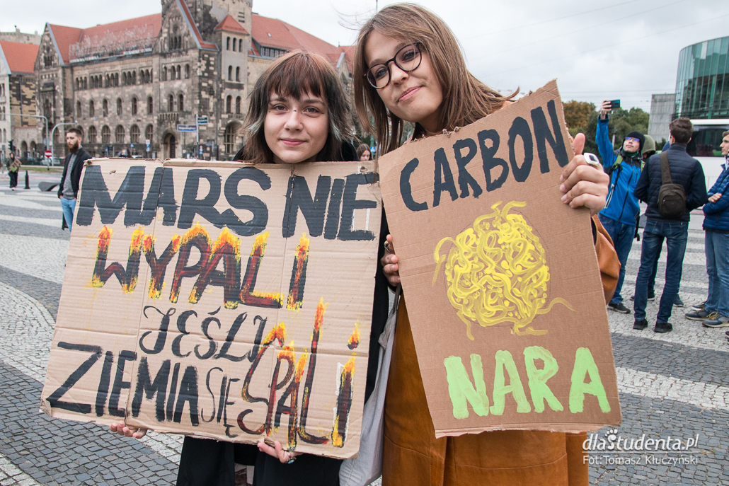 Młodzieżowy Strajk Klimatyczny w Poznaniu  - zdjęcie nr 1