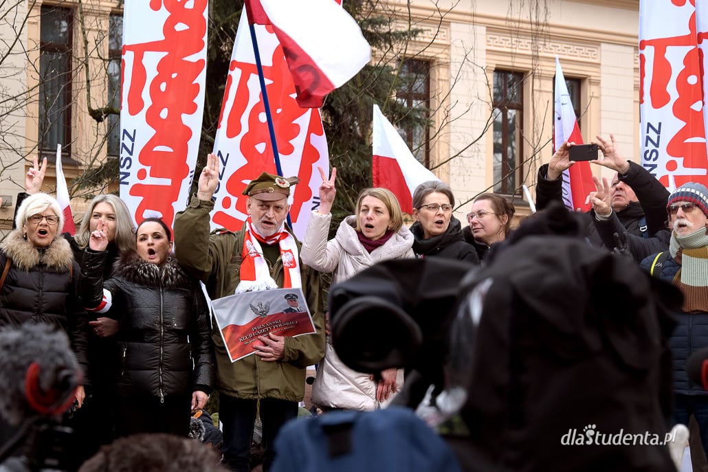 Protest Wolnych Polaków w Warszawie - zdjęcie nr 10