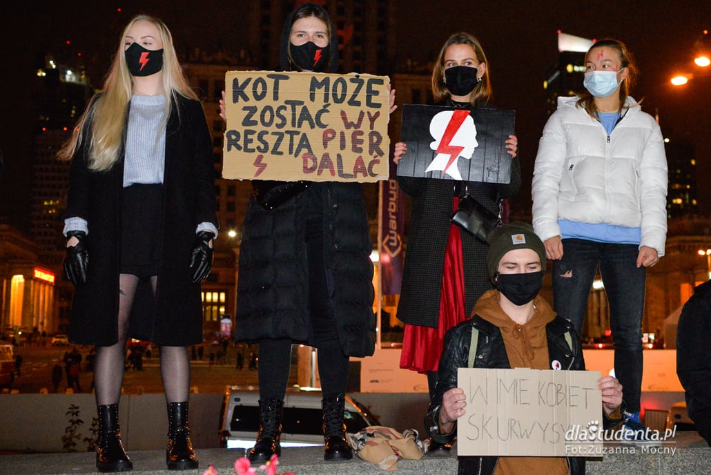 Strajk Kobiet: Marsz na Warszawę - zdjęcie nr 10