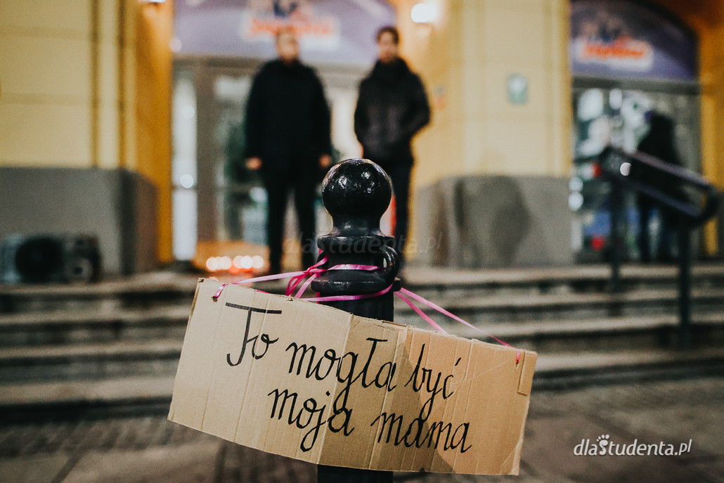 Ani jednej więcej! - protest we Wrocławiu  - zdjęcie nr 4