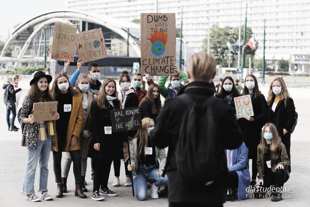 Młodzieżowy Strajk Klimatyczny w Katowicach - zdjęcie nr 10