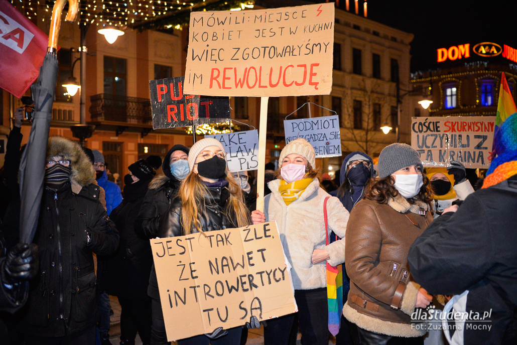 Strajk Kobiet 2021: Czas próby - manifestacja w Łodzi - zdjęcie nr 5