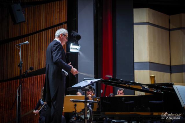 Krzesimir Dębski w Filharmonii Częstochowskiej - zdjęcie nr 10