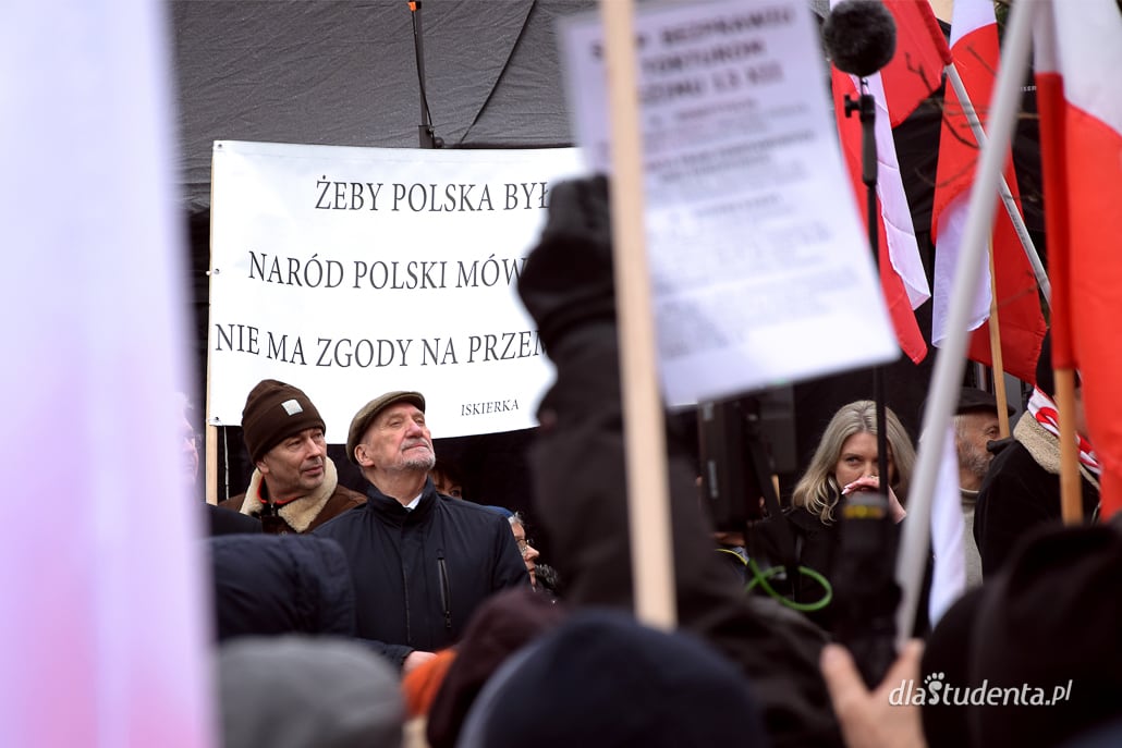 Protest Wolnych Polaków w Warszawie - zdjęcie nr 5