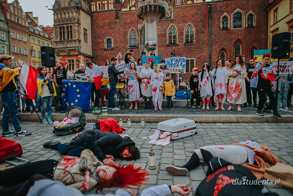Solidarni z Ukrainą - manifestacja we Wrocławiu  - zdjęcie nr 7