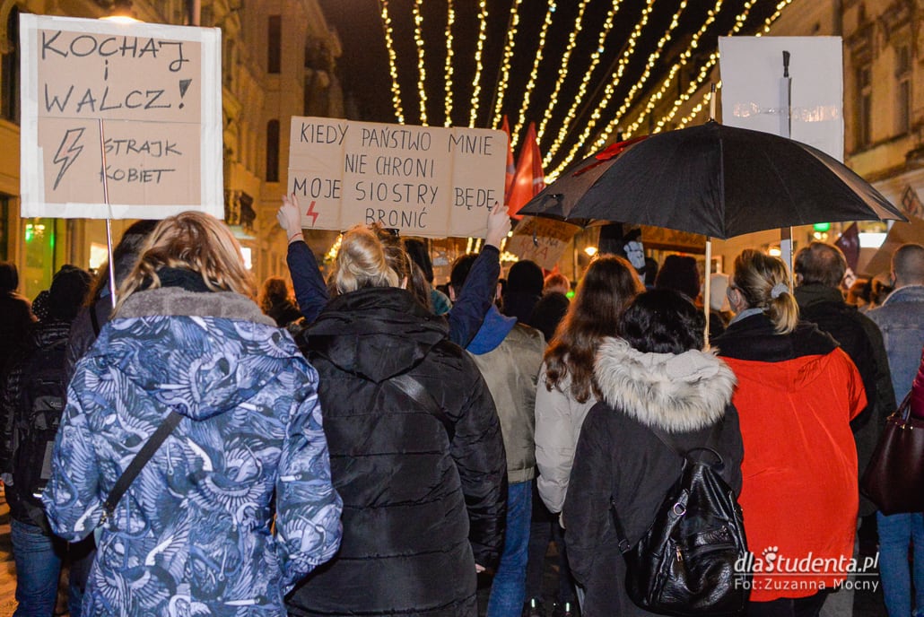 Strajk Kobiet: Wy...ać w Kosmos - manifestacja w Łodzi - zdjęcie nr 6