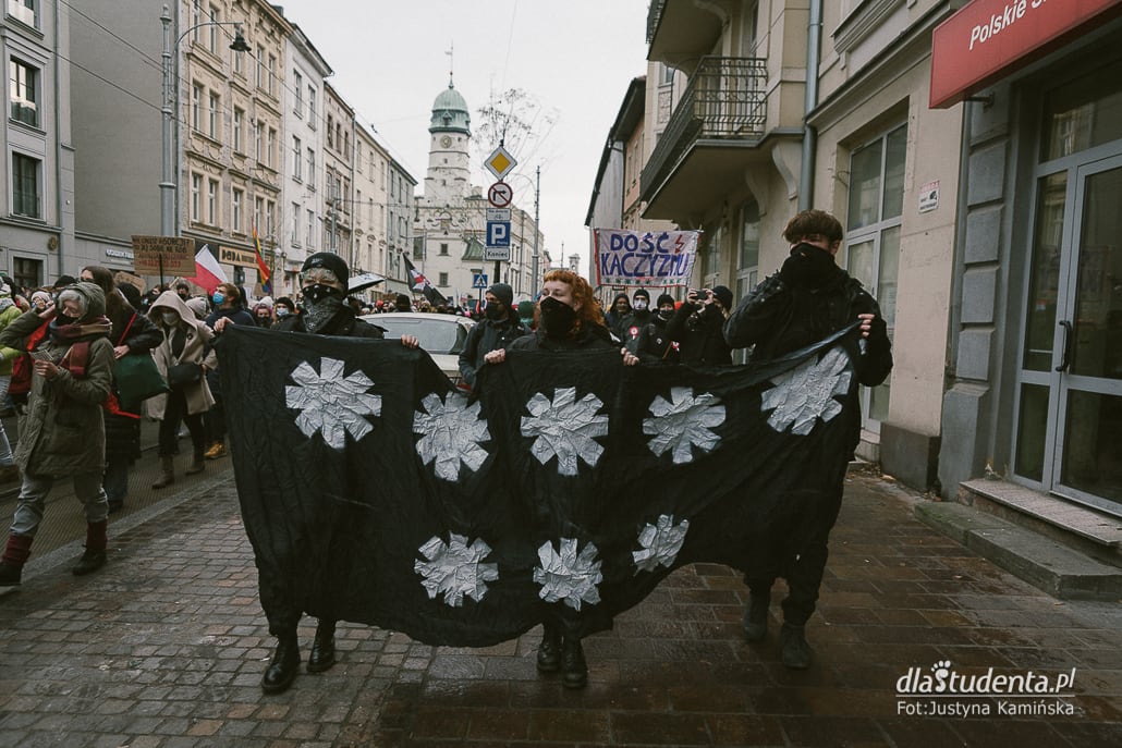Strajk Kobiet: Mamy prawo! - manifestacja w Krakowie - zdjęcie nr 7