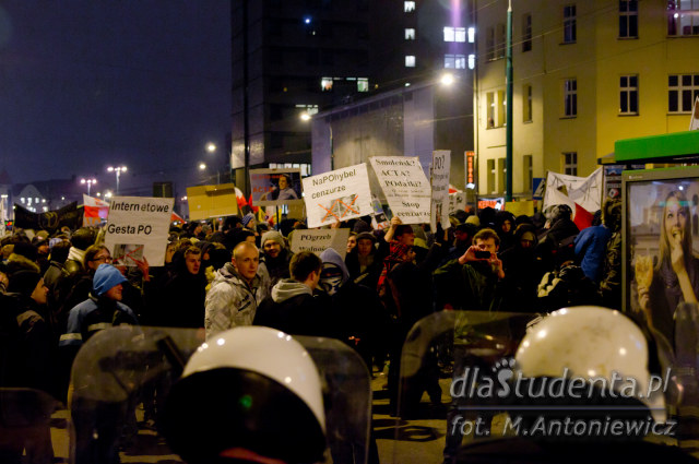 Protest przeciwko ACTA - zdjęcie nr 2