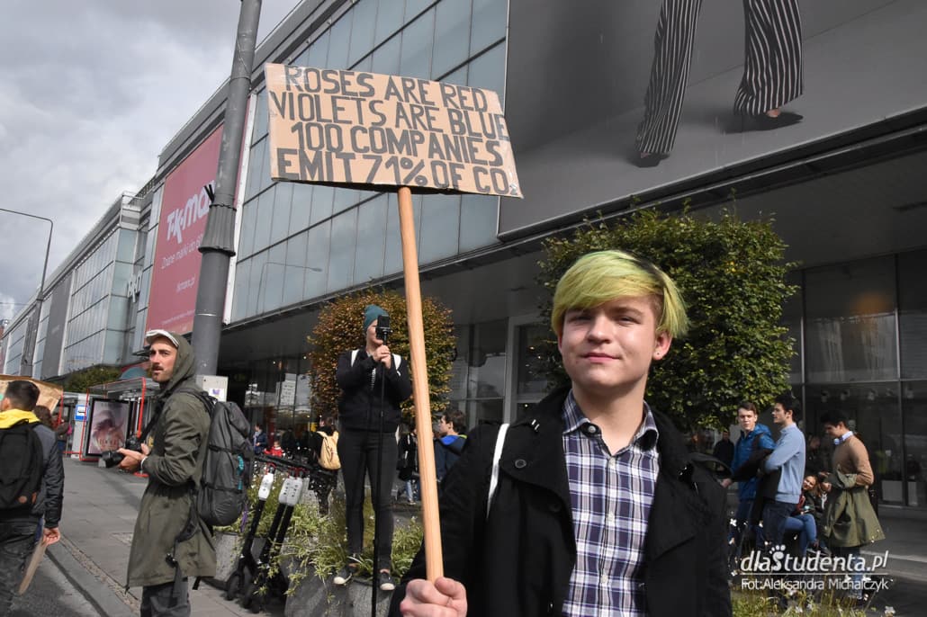 Młodzieżowy Strajk Klimatyczny w Warszawie - zdjęcie nr 10