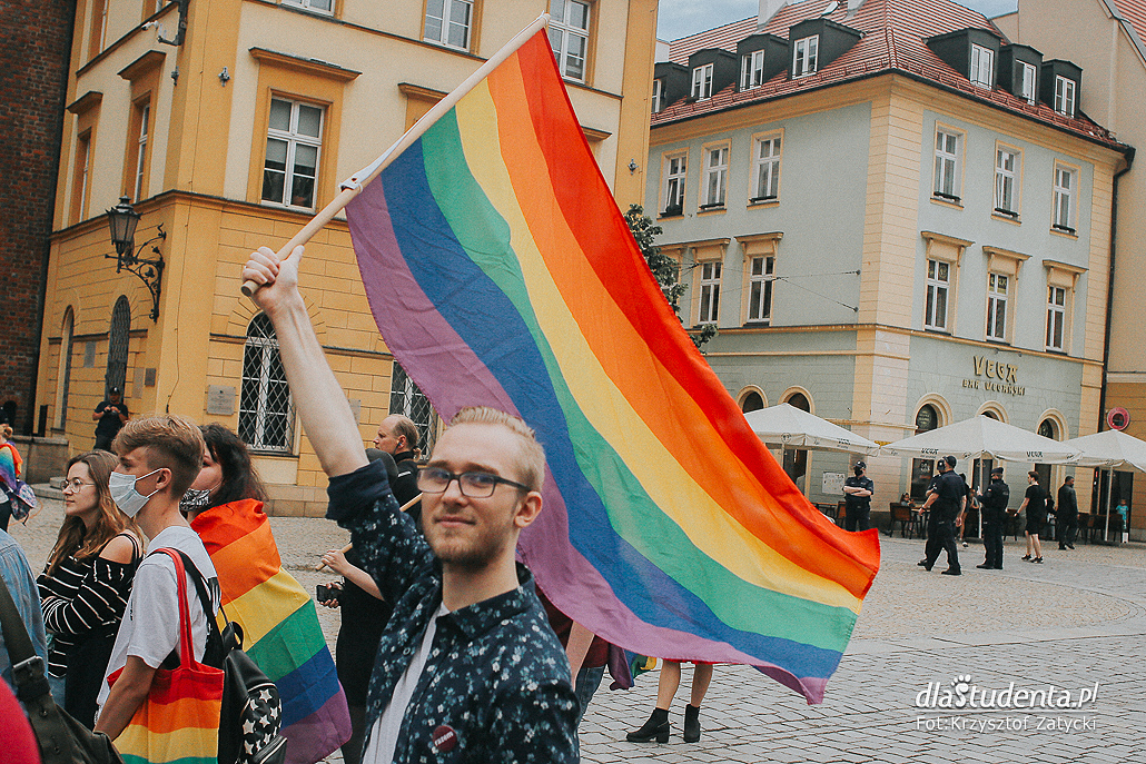 Manifestacja we Wrocławiu: LGBT to ludzie - zdjęcie nr 9