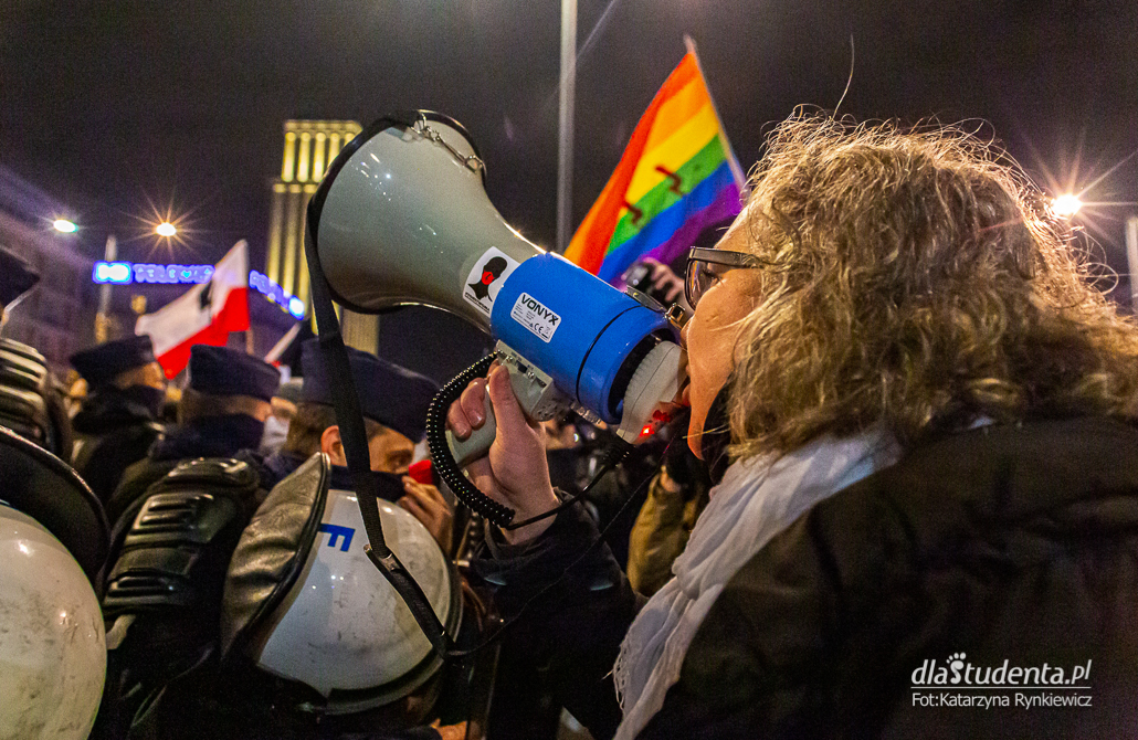 Strajk Kobiet: Blokada Sejmu - manifestacja w Warszawie - zdjęcie nr 8