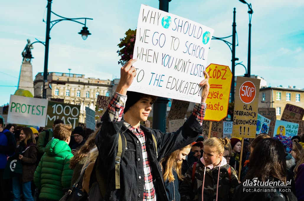 Młodzieżowy Strajk Klimatyczny w Łodzi - zdjęcie nr 10