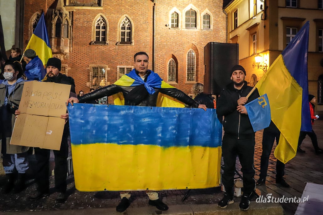 Solidarnie z Ukrainą - manifestacja poparcia we Wrocławiu - zdjęcie nr 4