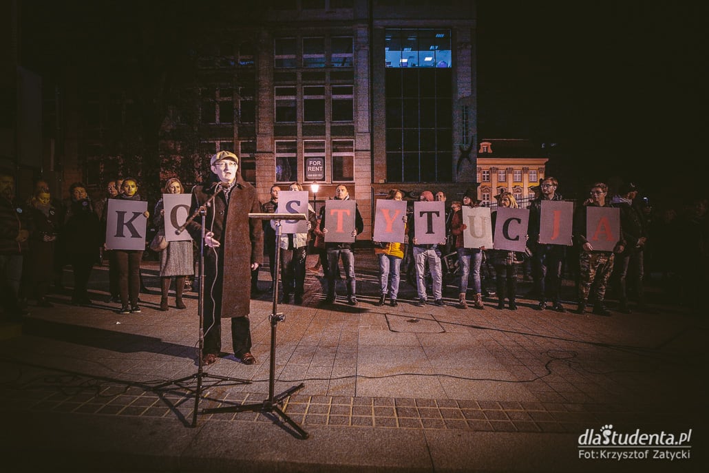 Protest w obronie sądów we Wrocławiu - zdjęcie nr 8